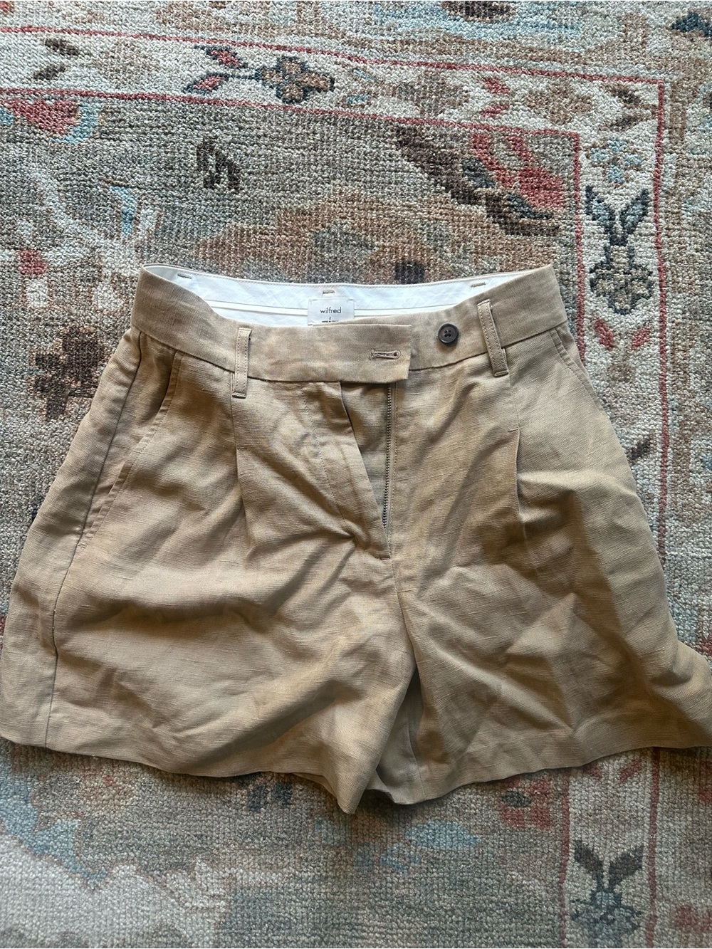 Wilfred Beige Pleated Linen-Blend Women's Shorts